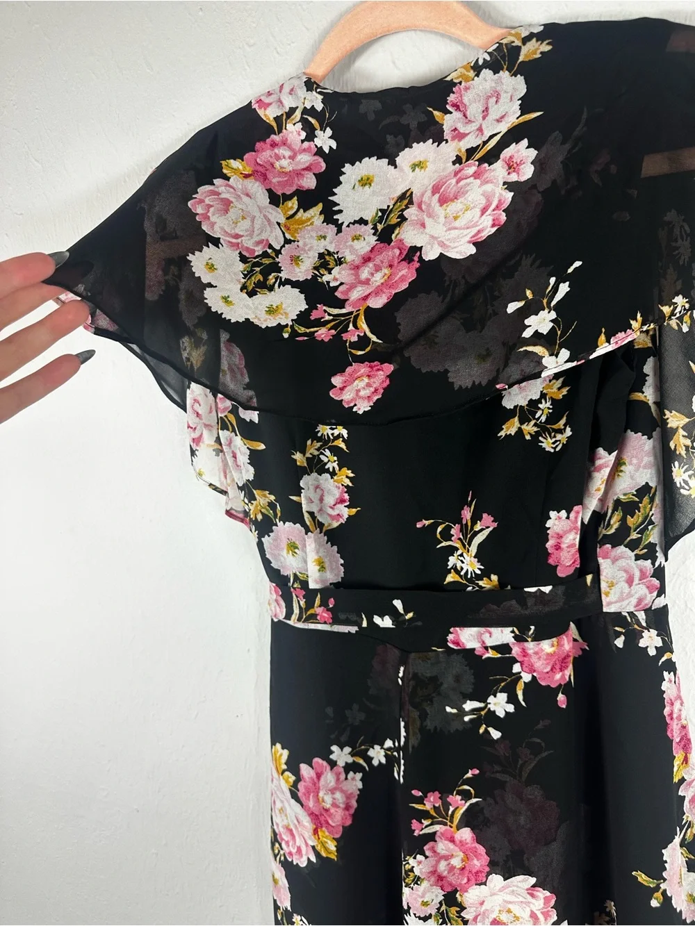WAYF Palermo Floral Flutter Short-Sleeve Midi Dress - Black with Pink Floral